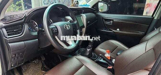 TOYOTA  FORTUNER 2016 2.4G 4x2 MT