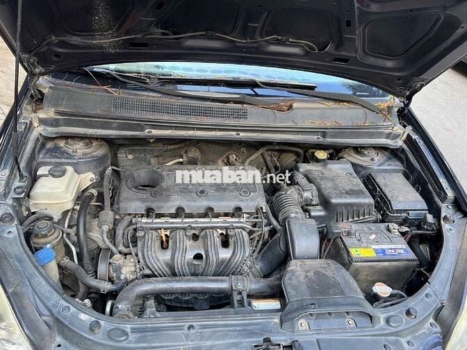 Kia Carens 2007 2.0 MT - 170000 km