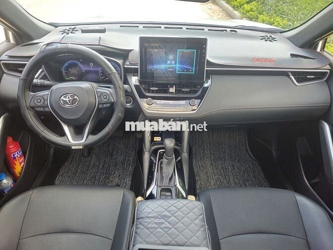 Toyota Corolla Cross 2025 1.8HEV - 3000 km
