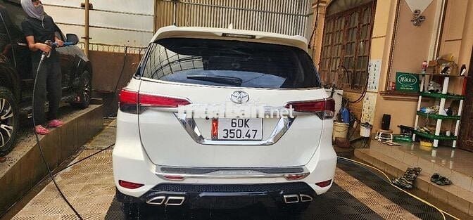 TOYOTA  FORTUNER 2016 2.4G 4x2 MT