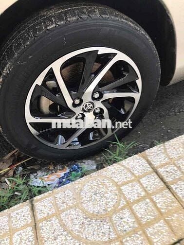 Toyota Vios 2022 1.5E CVT - 137000 km tự động