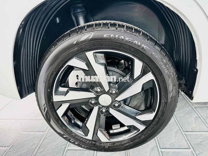 Xpander Premium  2023 ĐK 2024 Sơn Zing Hết Xe