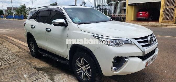 TOYOTA  FORTUNER 2016 2.4G 4x2 MT