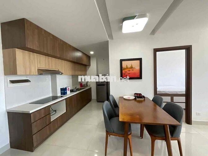 CHO THUÊ CĂN HỘ 2 PHÒNG NGỦ TẦNG CAO VIEW BIỂN