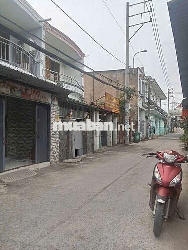 Chủ cần bán nhà 4x13 hẻm thông đường Lê Thị ngay  ấp 1 Vĩnh Lộc A