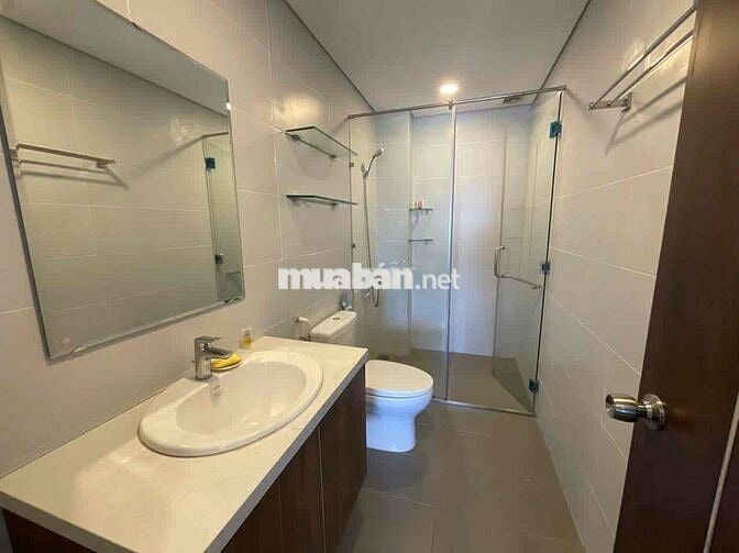 CHO THUÊ CĂN HỘ 2 PHÒNG NGỦ TẦNG CAO VIEW BIỂN