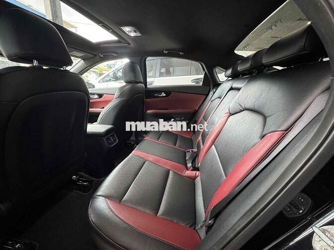 Kia Cerato 2019 2.0 AT Premium - 30000 km -Hiếm có