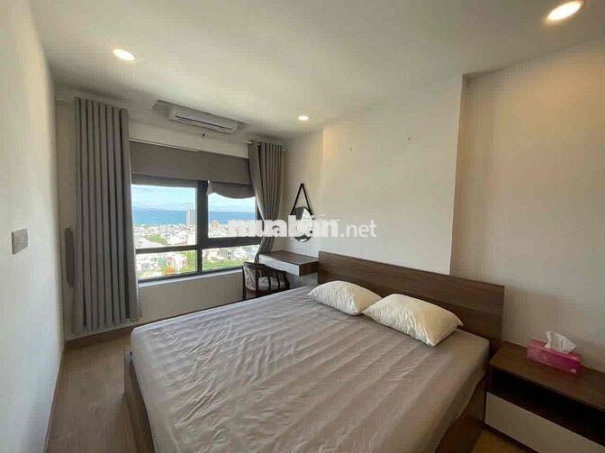 CHO THUÊ CĂN HỘ 2 PHÒNG NGỦ TẦNG CAO VIEW BIỂN