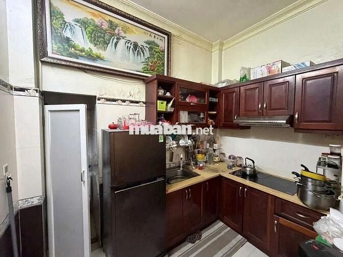 NHÀ ĐẸP 4 TẦNG NGUYỄN BIỂU– 3PN – TT QUẬN 5- NGAY QUẬN 1- HẺM 4M THÔNG