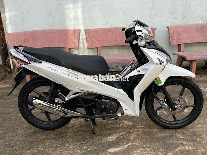 🌈 Future Led Trắng Đen 8/2025–Chạy Lướt 1.000km