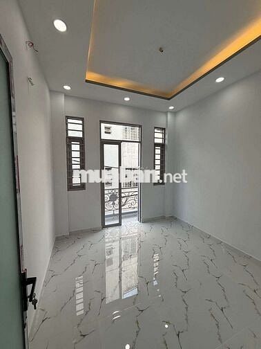 Nhà Bán hẽm 5 m Hậu giang ! P5 quận 6