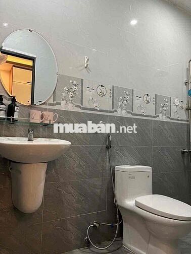 Cho Thuê Nhà Nguyên Căn Mới 4PN 5WC Sát Biển Mân Thái.