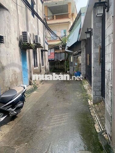 mình cần bán căn nhà môt trệt một lầu nhà mới sây