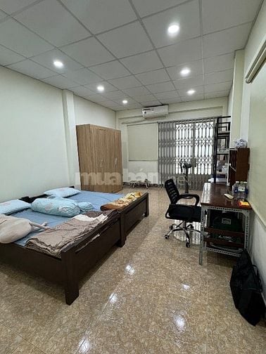 BÁN NHÀ HẺM Ô TÔ DẠ NAM - SÁT Q1 CÁCH CHỢ BẾN THÀNH CHỈ 3km, GIÁ 7 tỷ 
