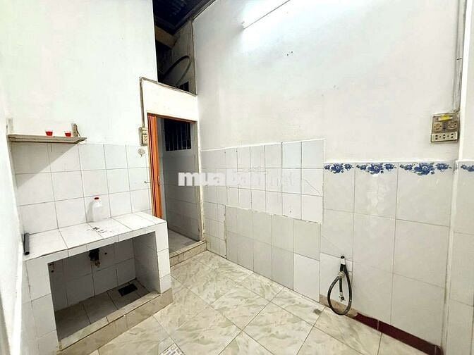 Cho thuê nhà nguyên căn đường Âu Dương Lân, Phường Chánh Hưng, Quận 8.