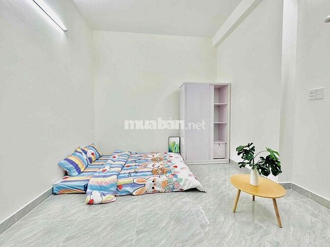 Trọ Có Cửa Sổ Trời Ngay Hàng Xanh Tiện Di Chuyển Sang Q1, GTVT, Hutech