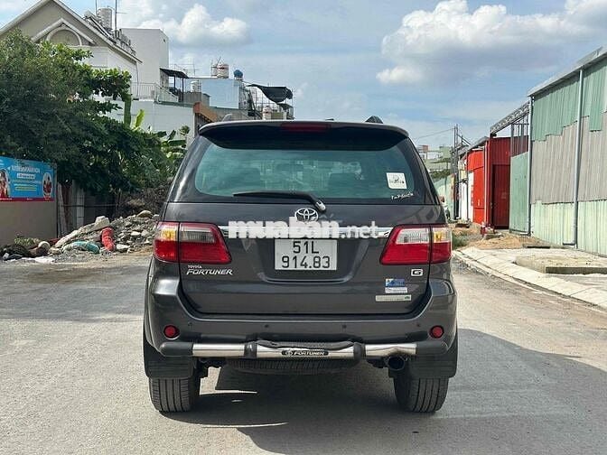 Toyota Fortuner 2011 Bảo Hành 1 Năm