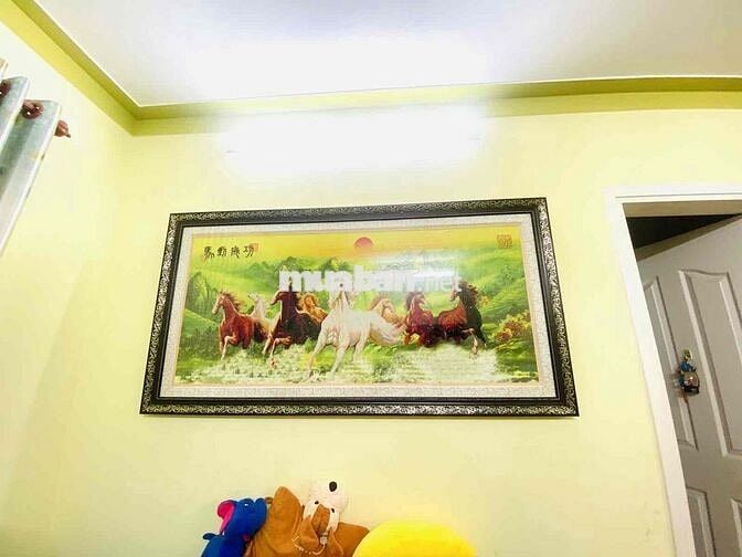 CHUNG CƯ THANG MÁY 2PN NHỈNH 1 TỶ