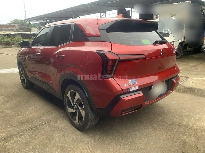 GIA ĐÌNH ÍT ĐI NÊN CẦN BÁN XE XFORCE