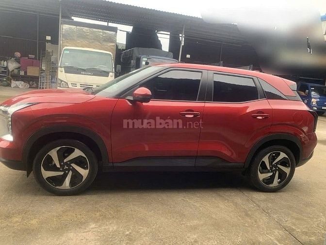 GIA ĐÌNH ÍT ĐI NÊN CẦN BÁN XE XFORCE