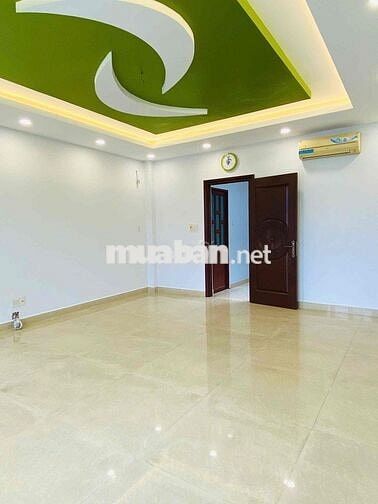 Nhà ở KDC yên tĩnh thuận tiện cho thuê văn phòng, có chỗ đậu xe hơi
