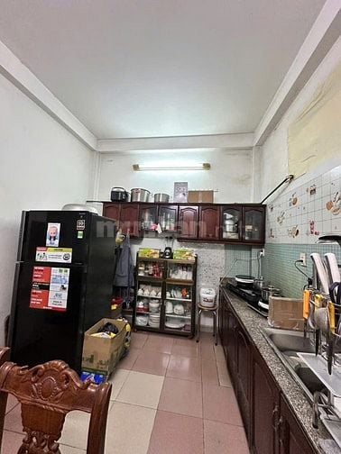 Cần bán nhà 4x14 1 trệt 2 lầu ô tô đỗ cửa đi.Tân K Tân Quý chỉ 5.680Ty