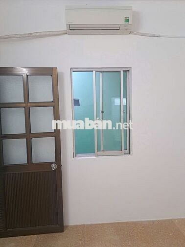 Phòng trọ 12m2 đường Âu Dương Lân, phường Chánh Hưng, Tp. Hồ Chí Minh