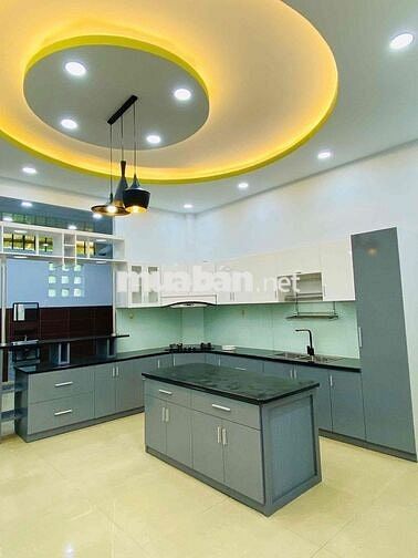 Nhà ở KDC yên tĩnh thuận tiện cho thuê văn phòng, có chỗ đậu xe hơi