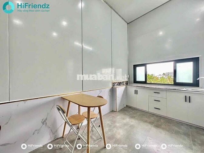 Duplex có ban công siêu rộng Free dịch vụ, tiền xe cách gigamall 2km