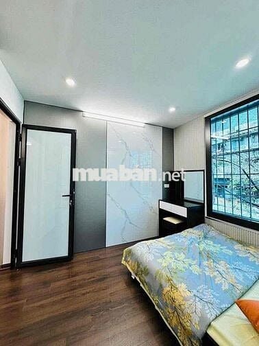 Nhà Tập Thể 3  Mặt Thoáng 70m2 Phố Minh Khai