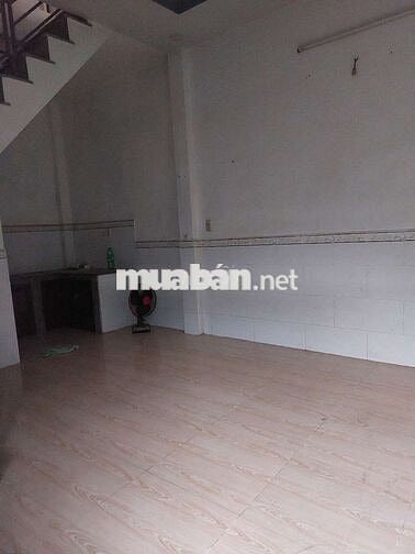 Bán nhà 4x7 gác đổ xuốt 2 vệ sinh