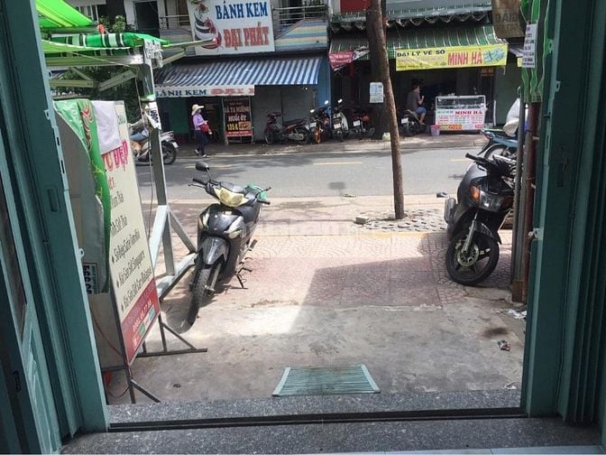Mặt bằng mặt tiền đường Vĩnh Khánh (Khu ẩm thực Vĩnh Khánh)