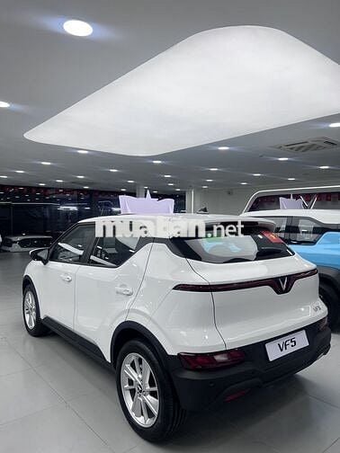 VF5 Plus - giảm ngay 10tr cho các màu nâng cao