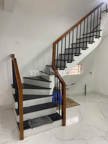 Cần bán nhà ngõ 230/61 Định Công Thượng, Quận Hoàng Mai