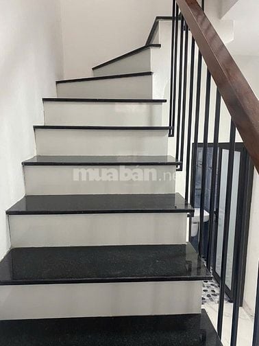 Cần bán nhà ngõ 230/61 Định Công Thượng, Quận Hoàng Mai