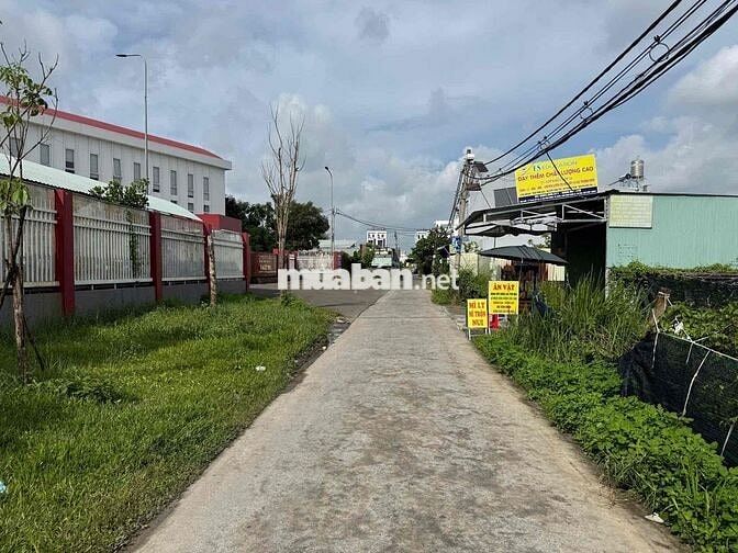 Bán Đất 2 mặt tiền Thạnh Xuân 415m2 8x53 HXH - Sau trường học-Siêu VIP
