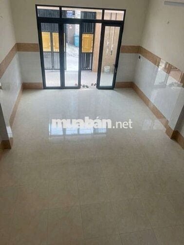 Nhà nguyên căn DT 5❌20 trệt 3 lầu 5pn6wc nhà đẹp, hẻm ô tô thông LVQ