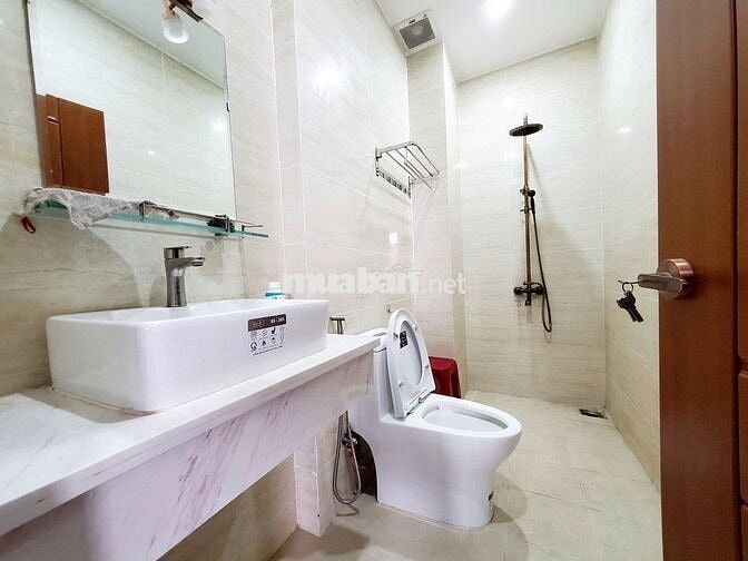Căn hộ Studio 25m2 Vạn Phúc, sẵn nội thất, thang máy hầm xe. Giá 5,5tr