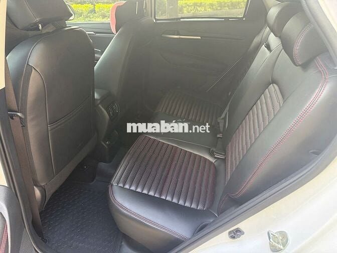 Kia Sonet 2023 Premium 1.5 AT - 12000 km