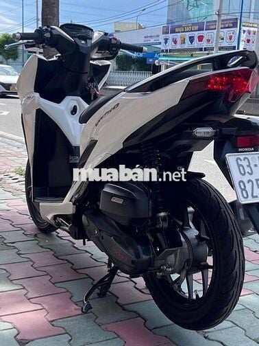 VARRIO 125 BỎ MẪU