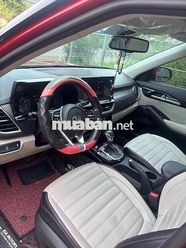 Kia Seltos 2021 1.4 DCT Premium - 64000 km