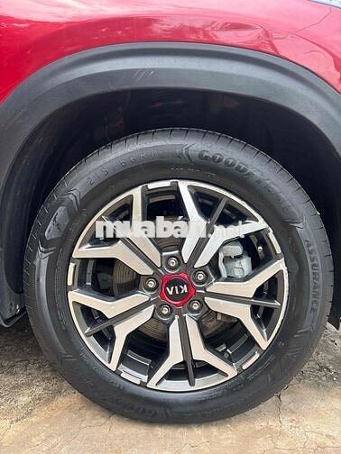 Kia Seltos 2021 1.4 DCT Premium - 64000 km