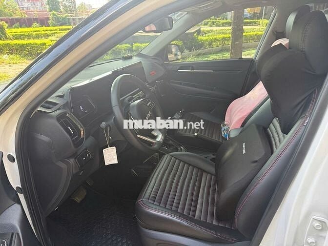 Kia Sonet 2023 Premium 1.5 AT - 12000 km