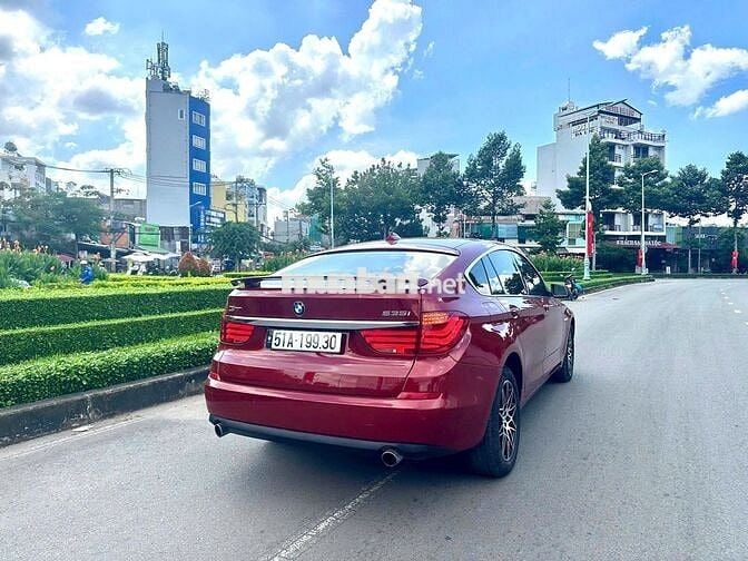 BMW 5 Series 2011 535i GT - 89800 km