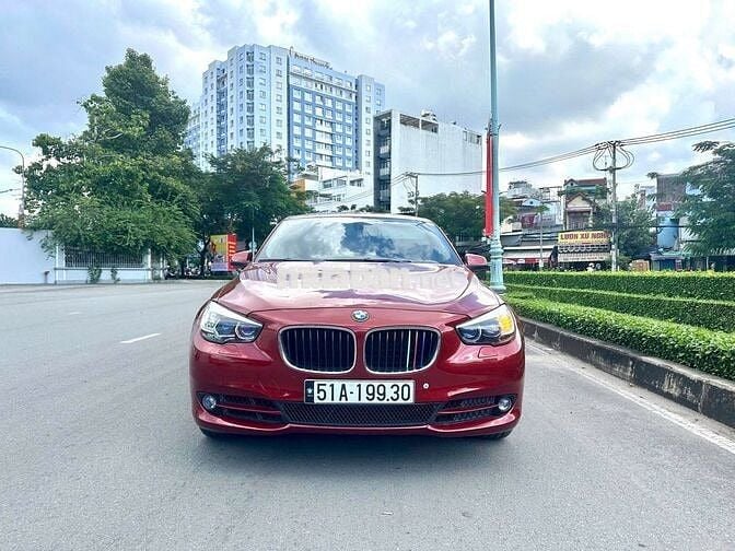 BMW 5 Series 2011 535i GT - 89800 km