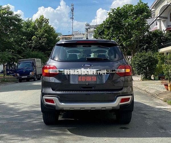 Ford Everest 2019 Trend 2.0L  AT 4x2 - 72000 km