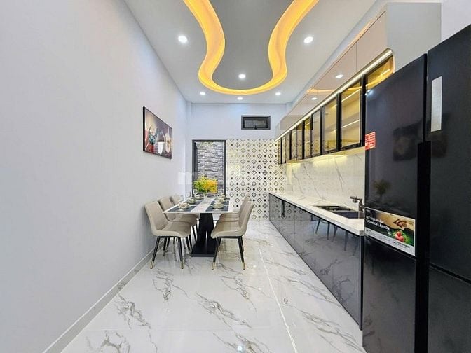 Nhà 3,1 x 15 đúc 1 trệt 3 lầu quang Trung phường 10 gò vấp 