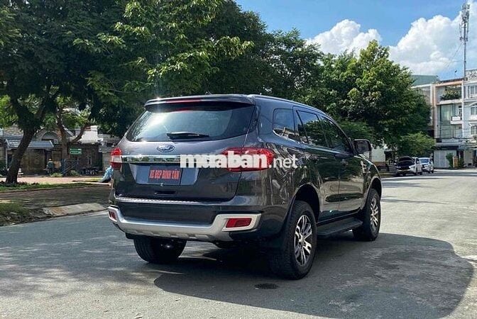 Ford Everest 2019 Trend 2.0L  AT 4x2 - 72000 km