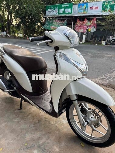 xe đẹp máy moc zin êm.bao hồ sơ cho ae
