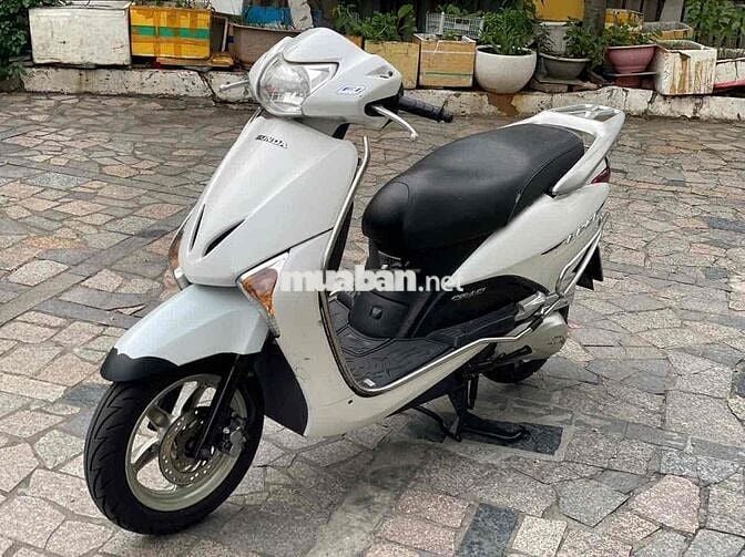 Lead 110 Fi 2013 trả trc 5tr9 nhận xe